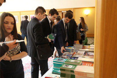 驻捷克使馆举办迎接一带一路国际合作高峰论