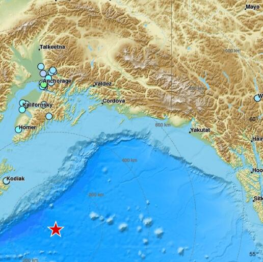美国阿拉斯加州发生8.2级地震 触发海啸预警