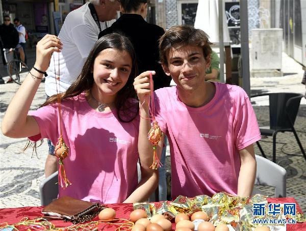 【跟着主席去出访】葡萄牙“中国风”正劲：青年痴迷汉语学习 酷爱中国文化