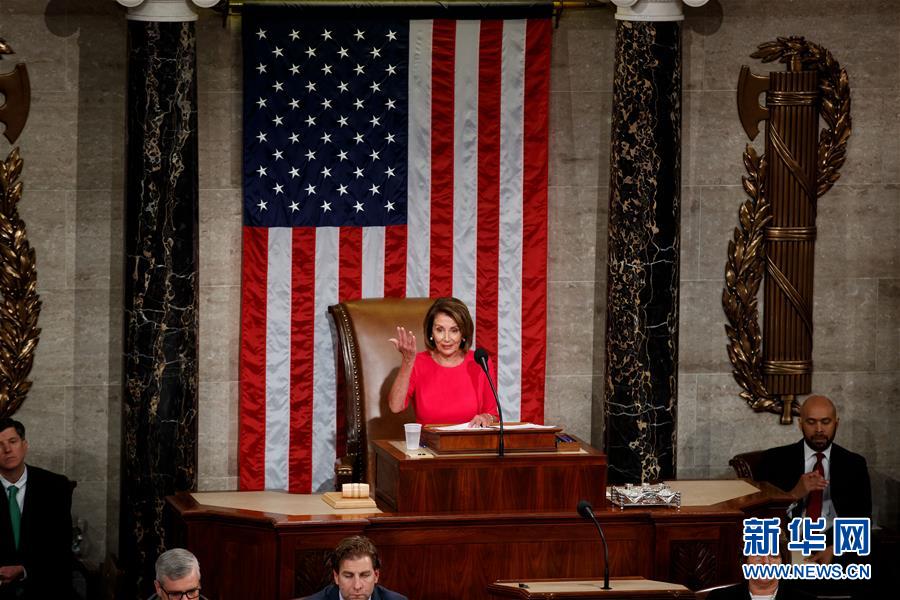 美国新一届国会开幕　佩洛西当选众议院议长