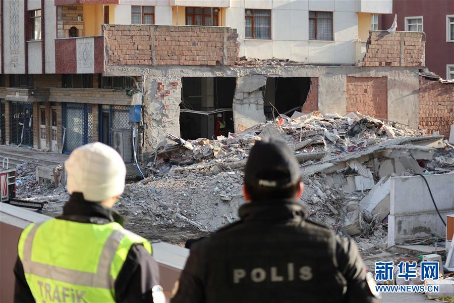 土耳其居民楼倒塌事故死亡人数升至21人