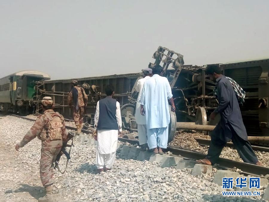 巴基斯坦一火车遇袭致3死6伤