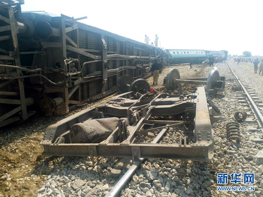 巴基斯坦一火车遇袭致3死6伤
