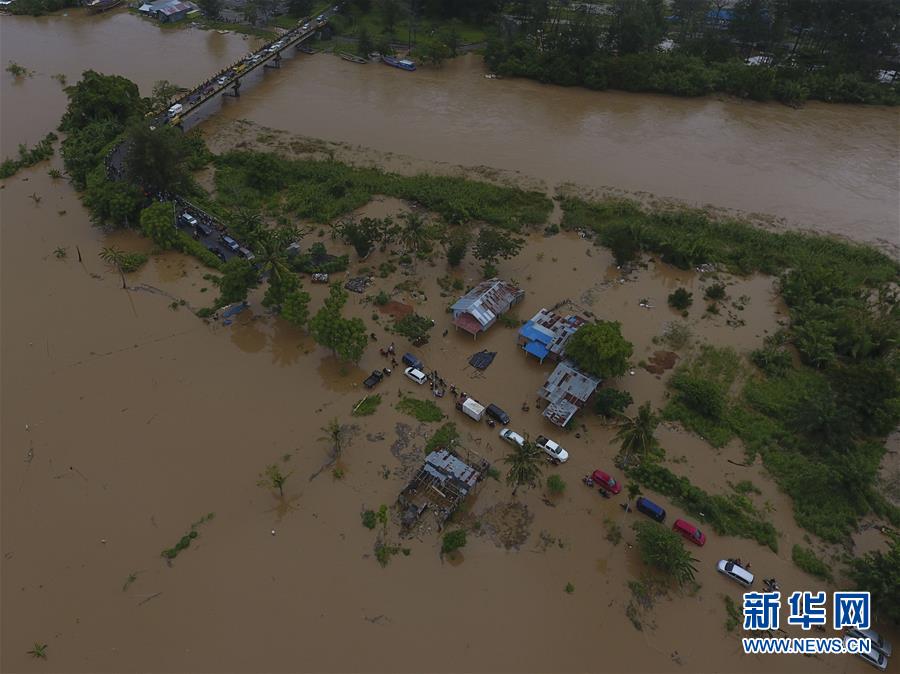 印尼西部洪水成灾