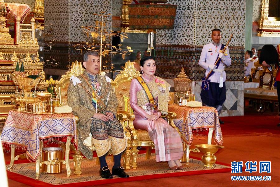 泰国国王加冕典礼在曼谷大王宫举行
