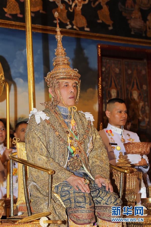 泰国国王加冕典礼在曼谷大王宫举行