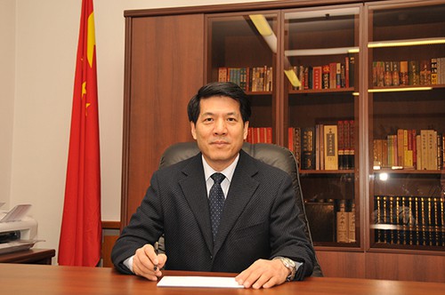 俄罗斯总统授予中国驻俄大使友谊勋章