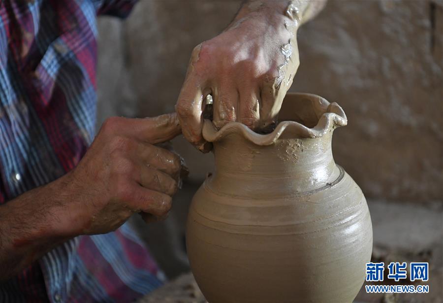 流离失所的叙利亚陶器手艺人