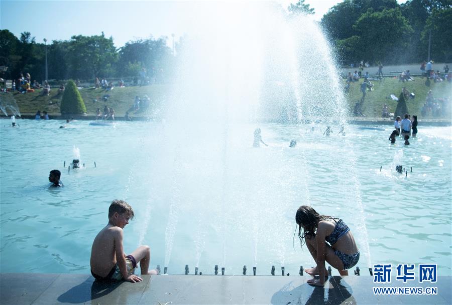 （国际）（3）法国遭遇高温天气