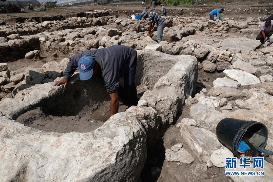 以色列发现5000年前迦南古城遗址