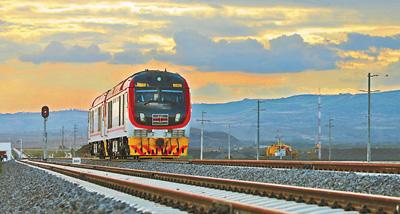 肯尼亚内马铁路一期工程建成通车侧记
