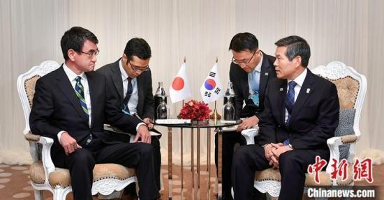 韩国拒就军情协定“服软”日本韩裔聚居区遭针对