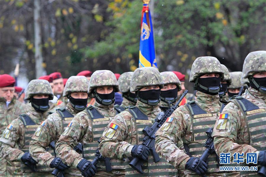 罗马尼亚举行国庆阅兵式