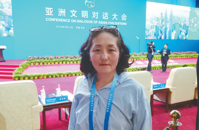 讲述亲历故事 见证辉煌历程（风从东方来——国际人士谈新中国70年发展成就）