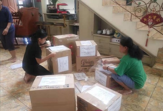 印尼女侨领筹集万只口罩支持中国防疫
