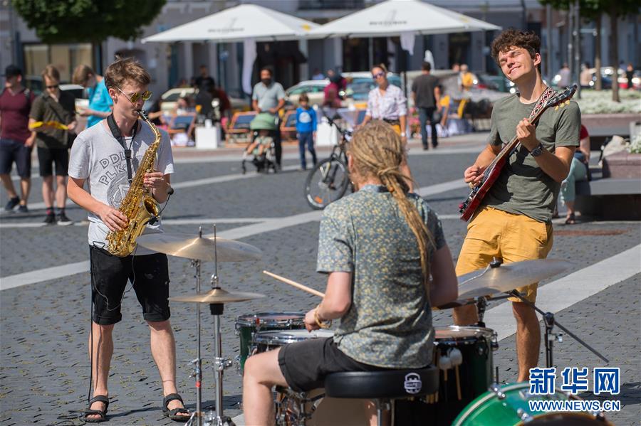 立陶宛首都庆祝街头音乐日
