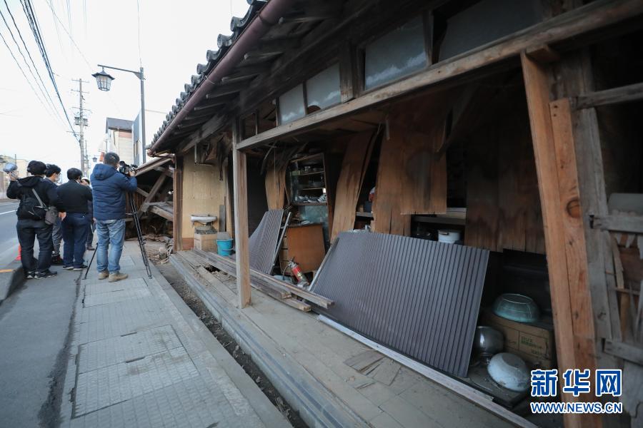 日本福岛近海强震已致150人受伤