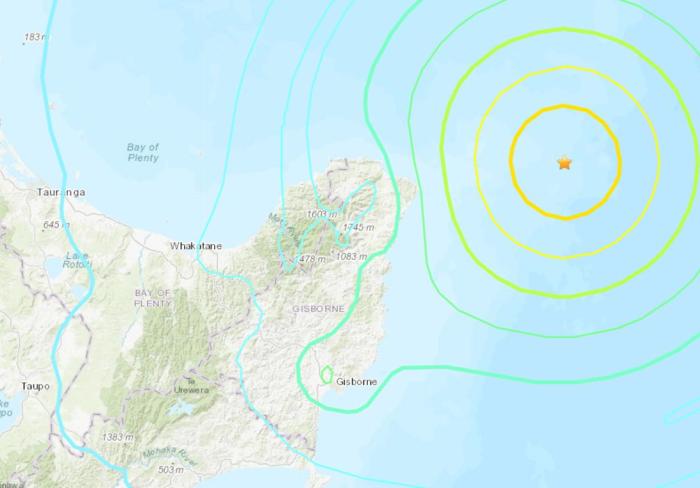 数小时内连发3次7级以上强震！新西兰海岸民众忙撤离