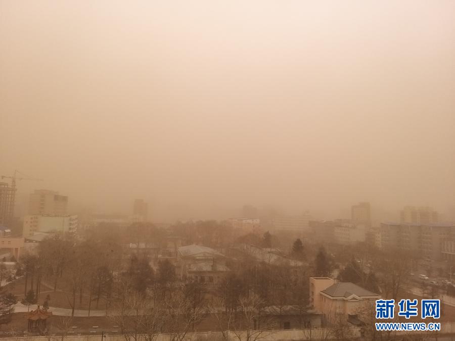 蒙古国强沙尘暴和暴风雪已致9人死亡