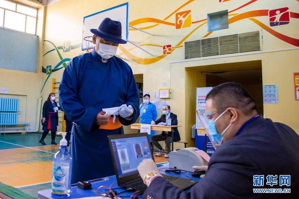 呼日勒苏赫在蒙古国总统选举中获胜