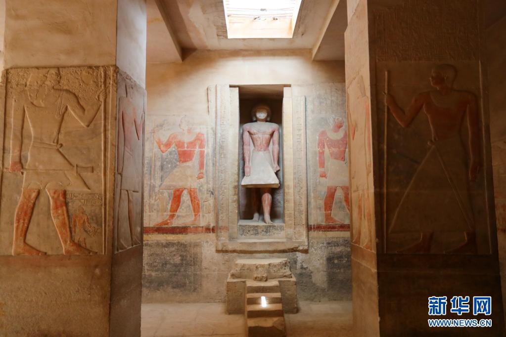 埃及塞加拉古墓寻“画”