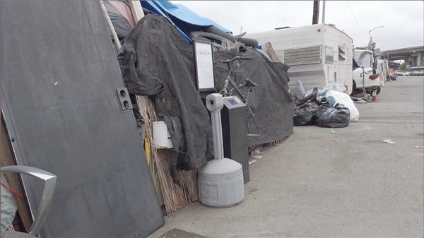 在美国西海岸大城市，卫星发现无家可归者帐篷区面积最多增加了10倍
