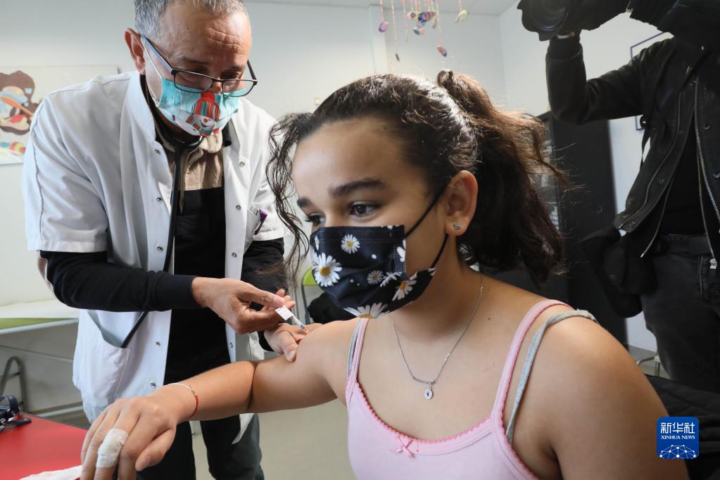 法国向所有5岁至11岁儿童开放新冠疫苗接种