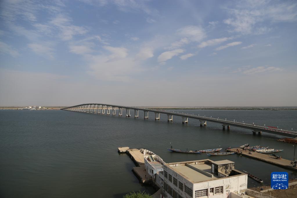 中企承建塞内加尔方久尼大桥让当地“过河难”成为历史