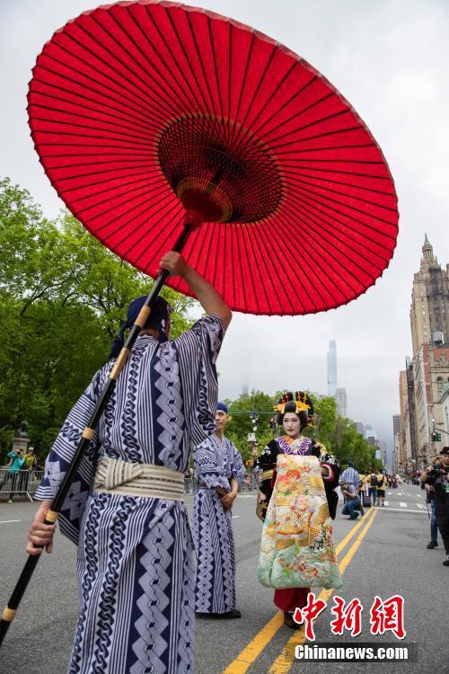 纽约举行日本日游行