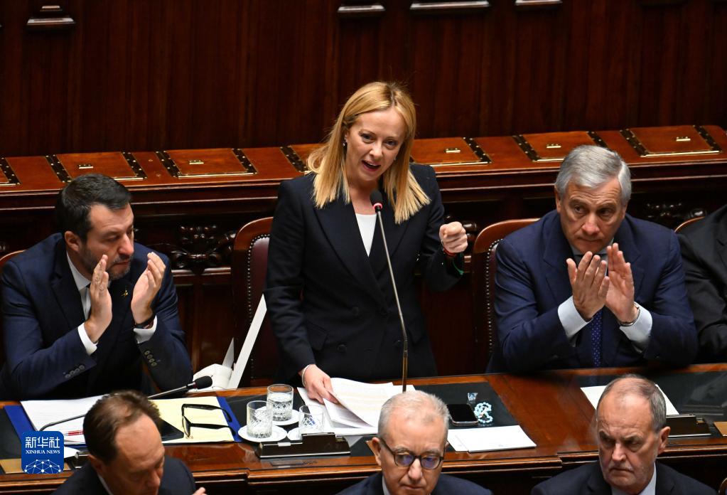 意大利新政府赢得众议院信任投票