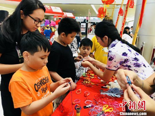 东西问丨裴刚：汉语教育如何架起中菲民心相通之桥？