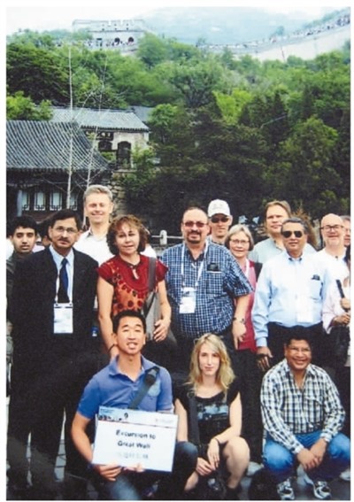 外国游客点赞“民间外交官”