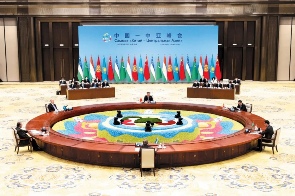 吉尔吉斯斯坦前总理：中亚地区通力合作，助力阿富汗持久和平稳定