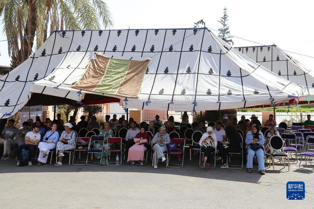 摩洛哥：民众排队献血