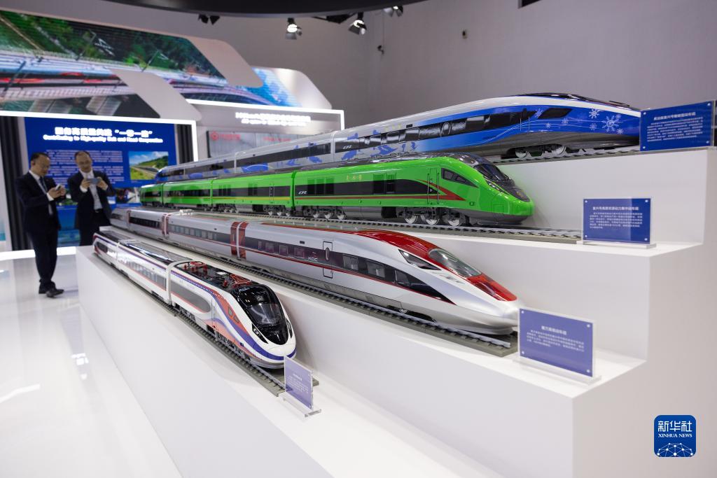 第十五届国际交通技术与设备展览会在北京举行