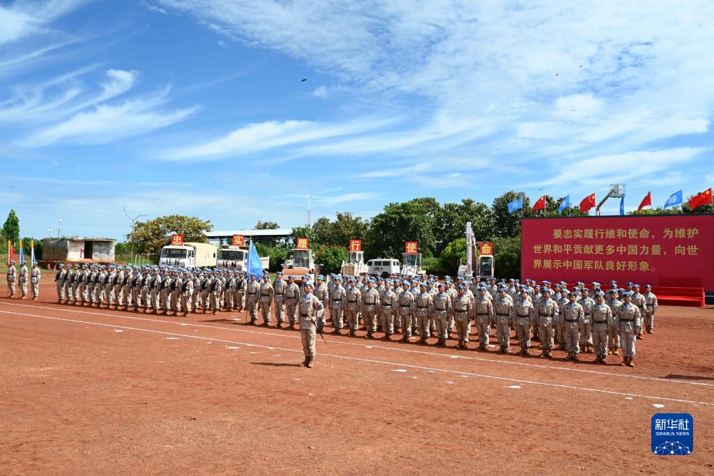 中国第十三批赴南苏丹（瓦乌）维和部队全体官兵获联合国“和平荣誉勋章”