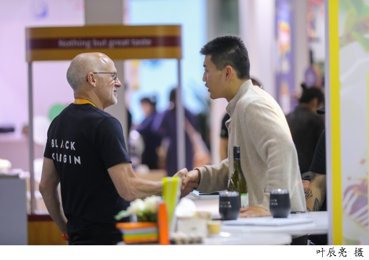 进博图集│百川归海，中外客商共享“进博红利”，成果丰硕