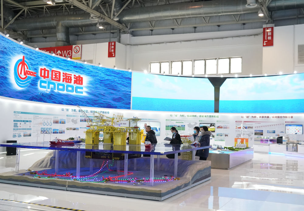 探访首届中国国际供应链促进博览会现场