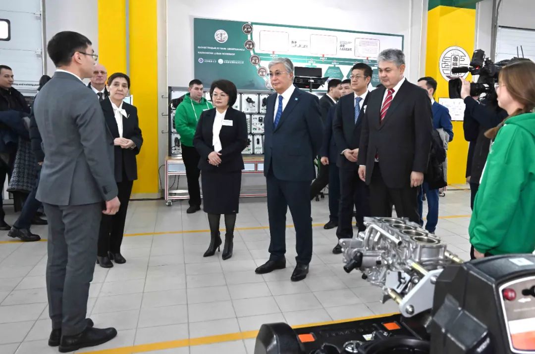 这国总统为这事致谢天津职业教育!