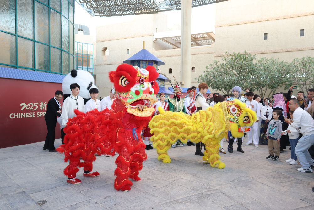 中外交流丨沙特举办“新春大集”迎接“中沙文化年”