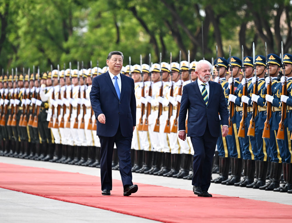 新华图讯丨习近平同巴西总统卢拉会谈