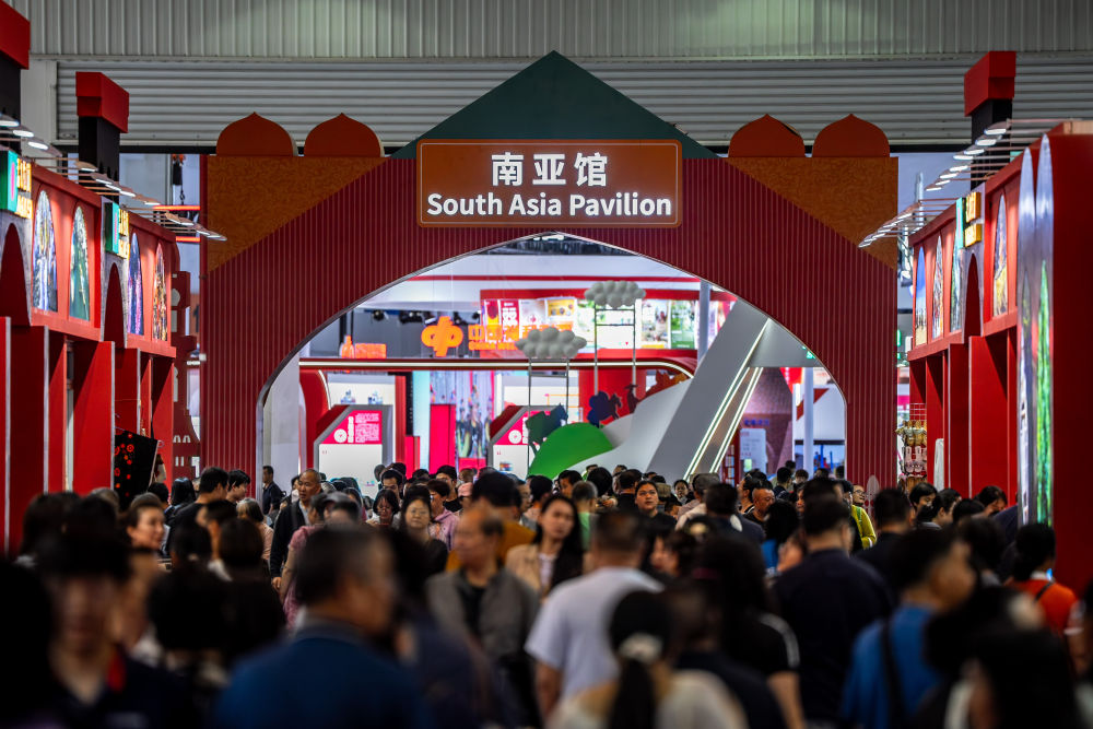南博会上体验南亚异域风情