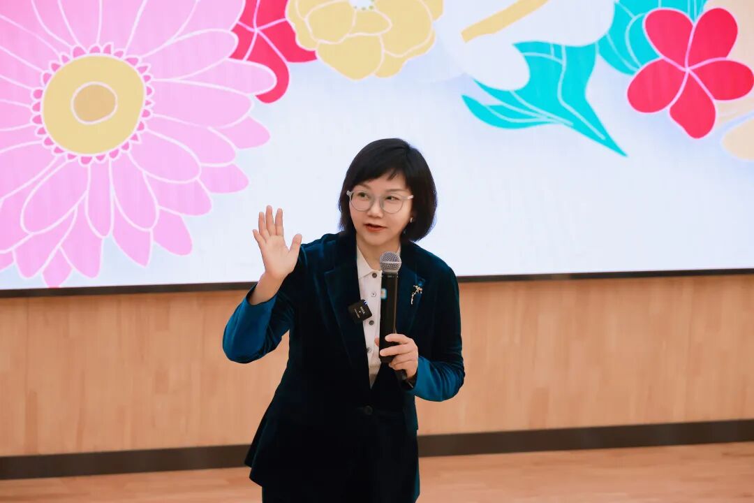 中外妇女热议白皮书，妇女全面发展的“中国经验”获赞