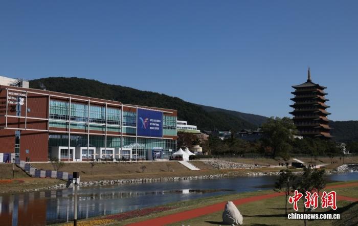 外媒聚焦APEC:中国展现韧性,为国际合作贡献智慧与力量