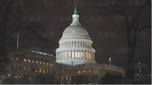 美联储“裱糊”美国经济