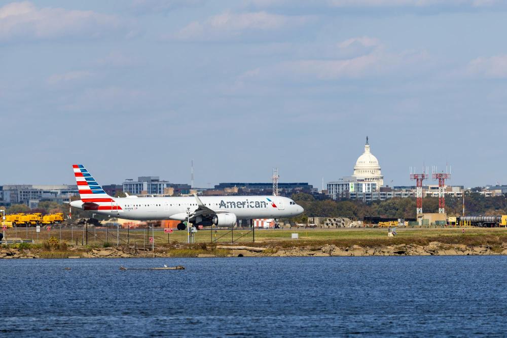 美联邦政府“停摆”时间平历史纪录 大量家庭陷多重困境