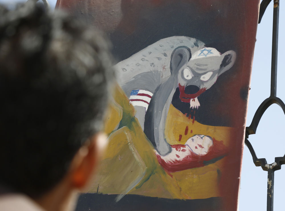 聚焦丨美国:破纪录的日子 不光彩的一天