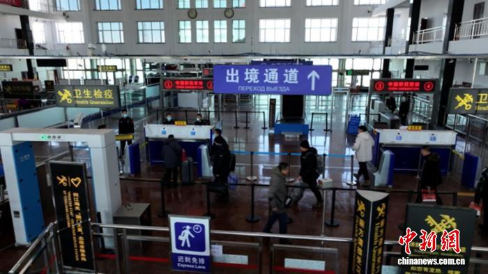 俄对华免签生效 同江口岸最快2分钟“闪现”对岸