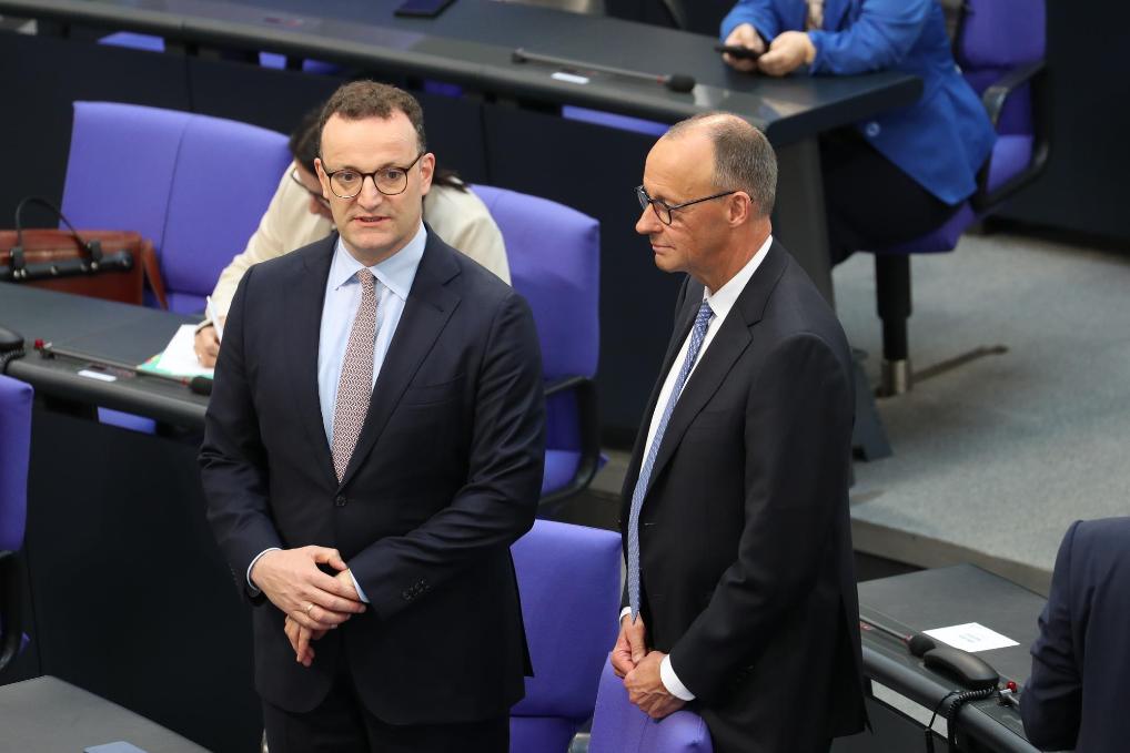 民调:德国执政联盟满意度跌至新低