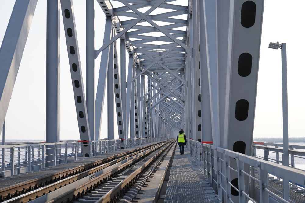 期待深化同中国多领域合作——访俄罗斯犹太自治州州长科斯秋克